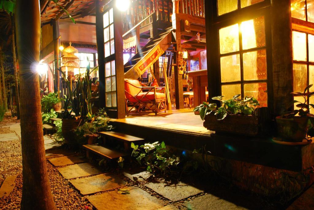 Hotel Pousada Katmandu Маресіас Екстер'єр фото