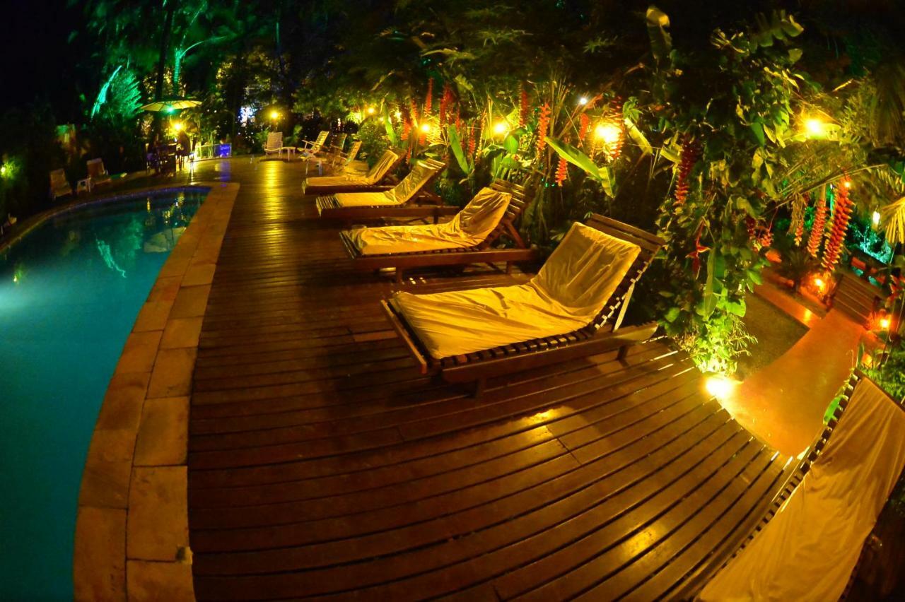 Hotel Pousada Katmandu Маресіас Екстер'єр фото